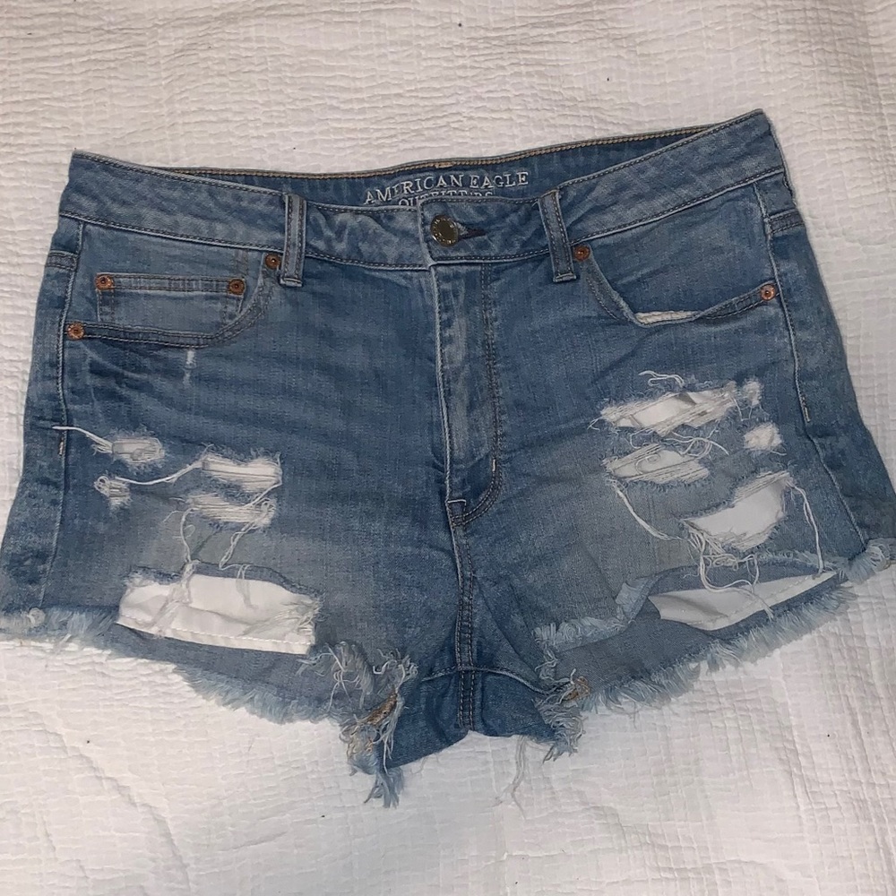 American Eagle distressed jean shorts